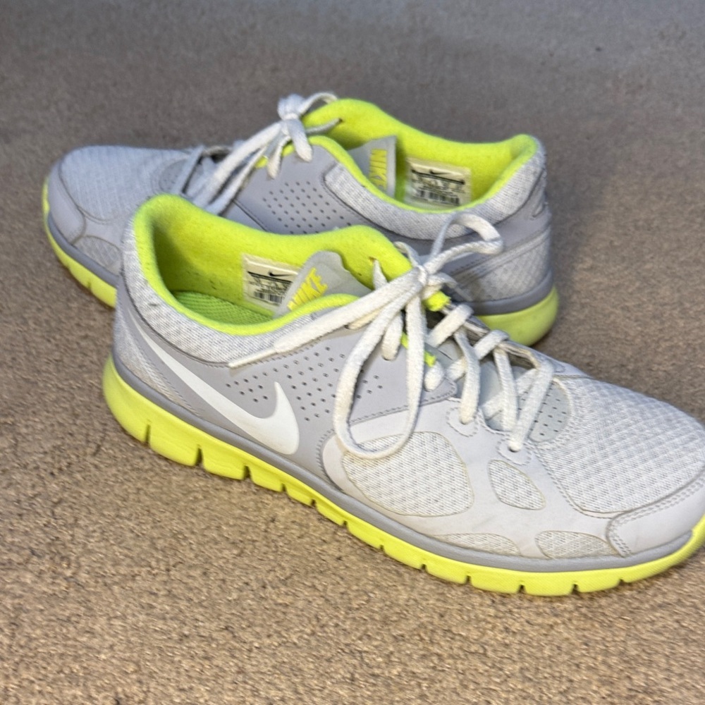 Nike Women's Athletic Shoes in Gray and Neon Yellow
